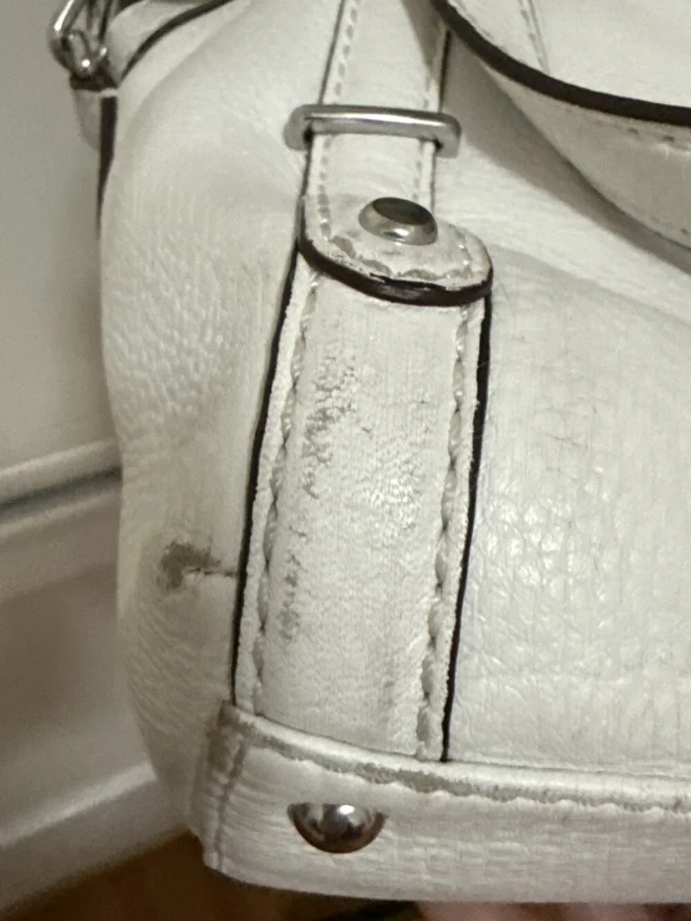 Lauren Ralph Lauren Grafton Falan Md Satchel Soft Leather Off white Crossbody